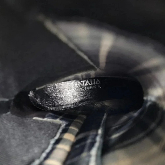 Aquatalia Suede Above Ankle Lug Sole Style Boots - Picture 10 of 16